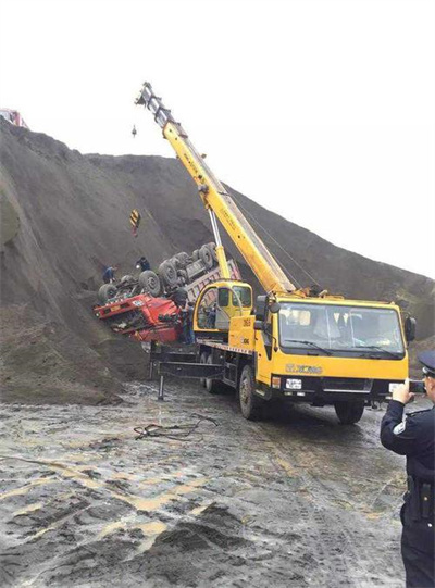 中原区上犹道路救援